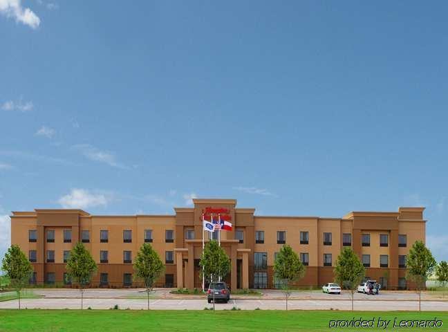 Hampton & Hotel 3*